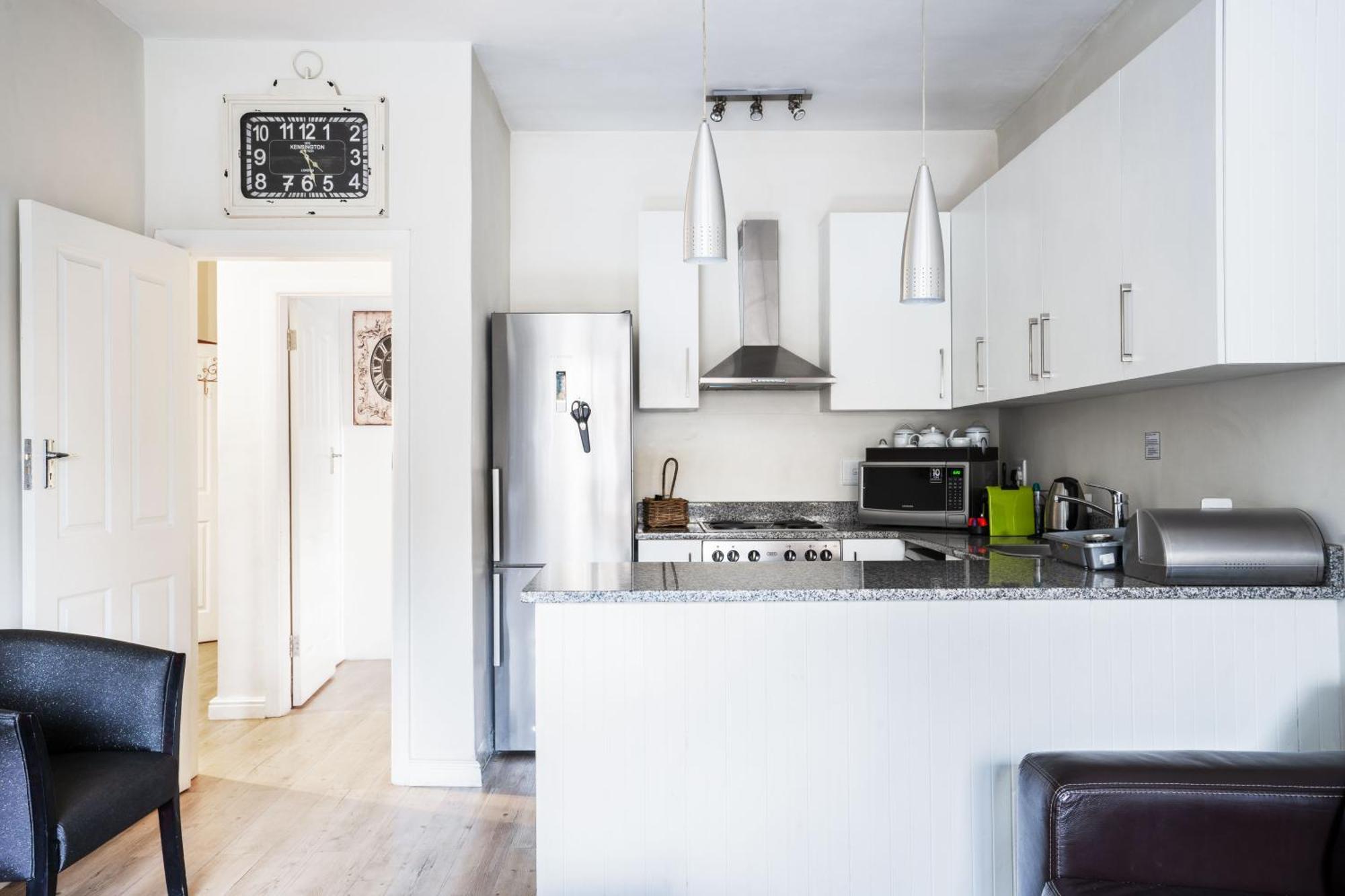 Avemore Vredehof No 1 - With Backup Power Apartment Stellenbosch Exterior photo