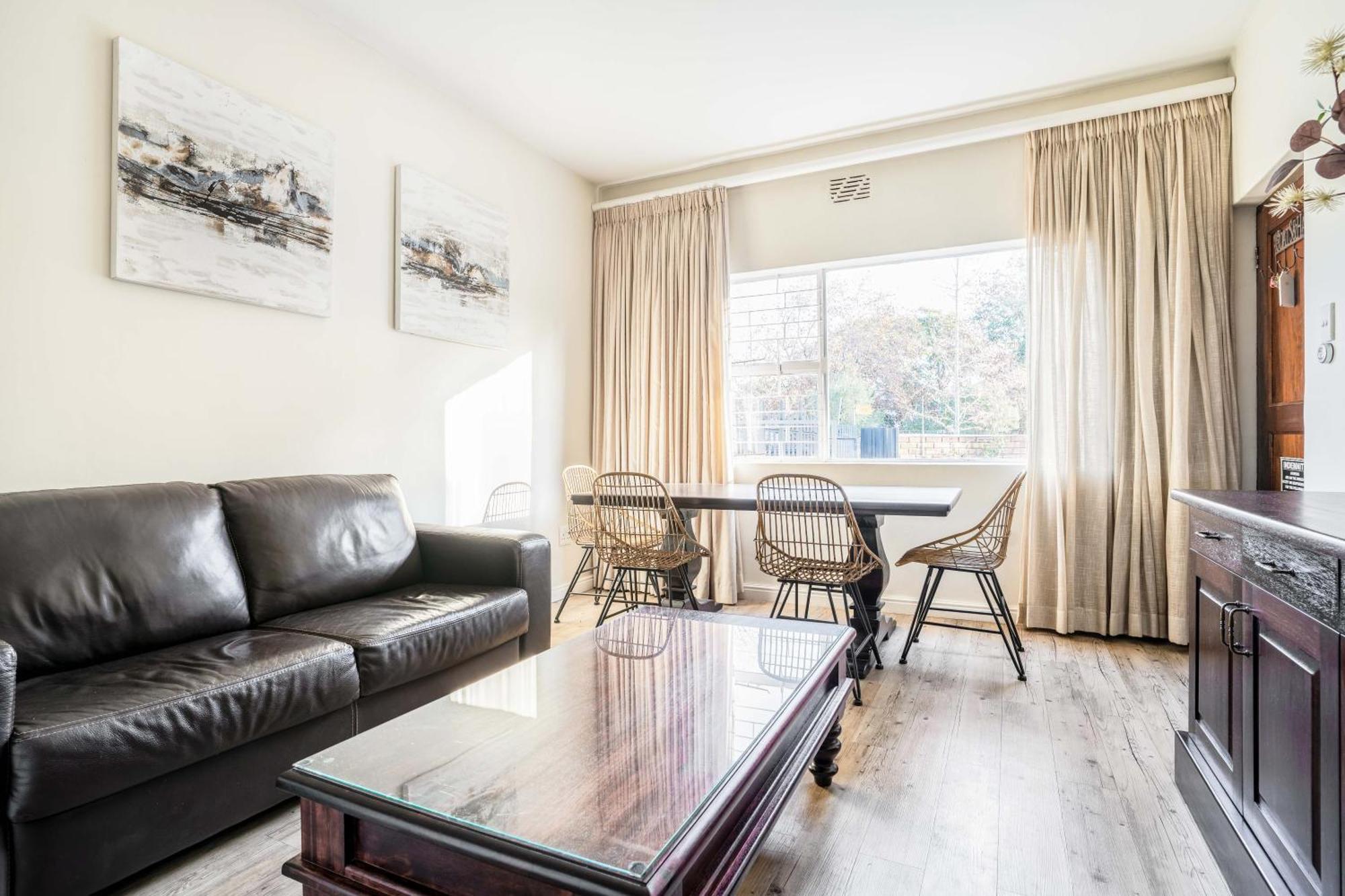Avemore Vredehof No 1 - With Backup Power Apartment Stellenbosch Exterior photo